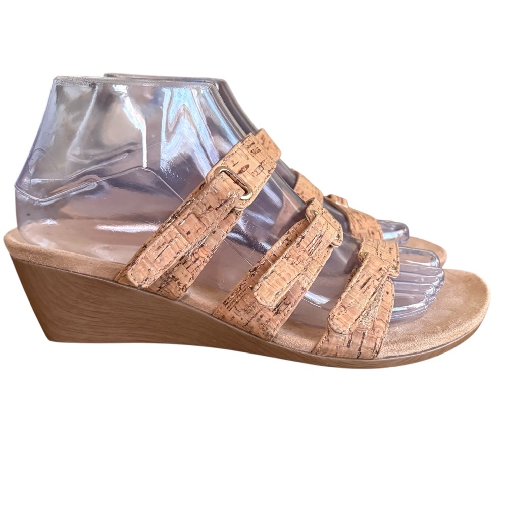 Vionic Dwyn 3 Strap Natural Cork Wedge Sandal Neutral Summer Sz 7 - Picture 2 of 7